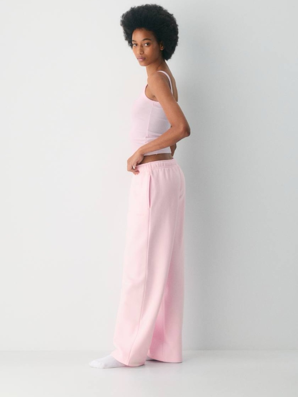 Aritiza Cozy Sweatfleece Mega Straight™ Sweatpant xs
Go-to oversized straightleg - Picture 2 of 13